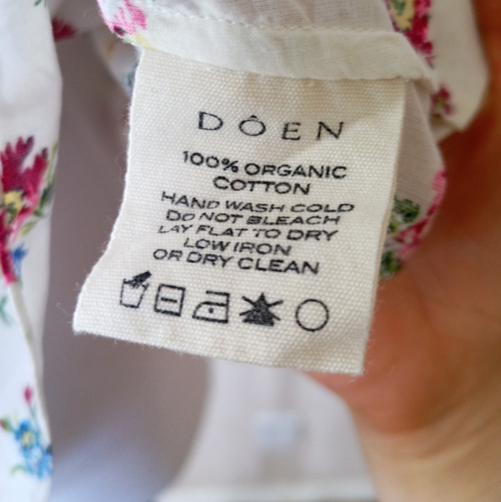 Doen Floral Blouse with Puff Sleeves - Picture 11 of 13